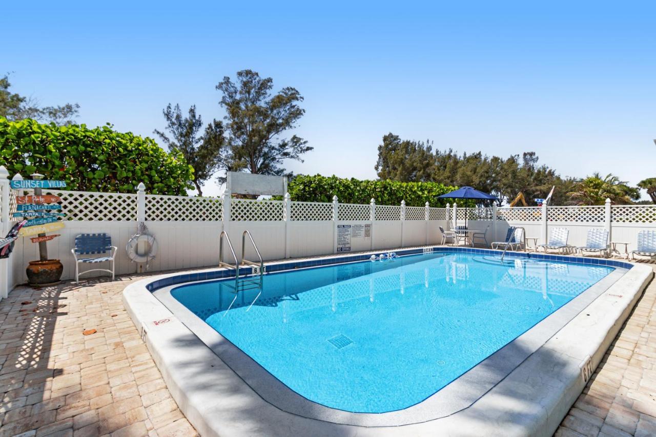 Sunset Villa 2 Брейдентон Бийч Екстериор снимка